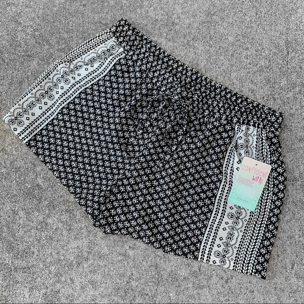 Juniors’ Printer Boho- Style Soft Shorts